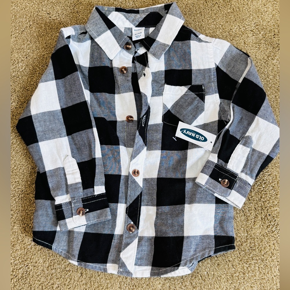Old navy flannel shirt. NWT.